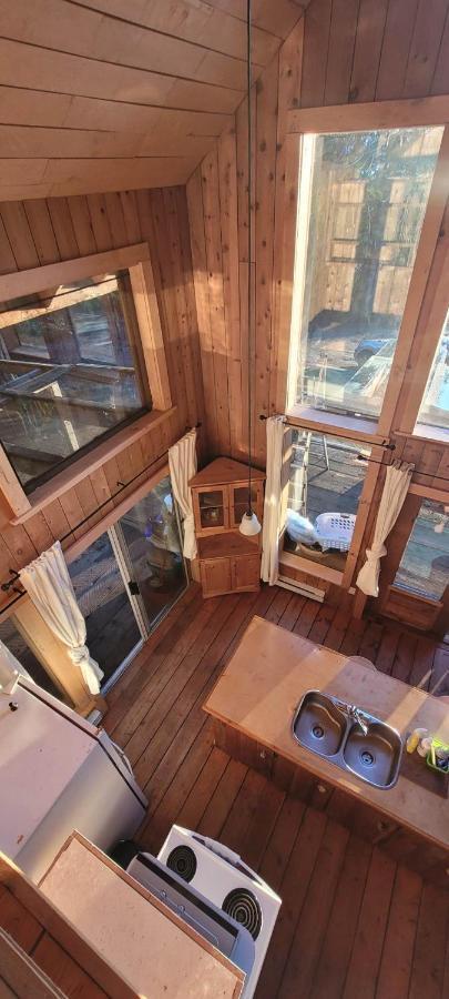 Ocean Views & Sunset Beach Cabin With Soaker Tub & Fire Pit Villa Powell River Eksteriør billede