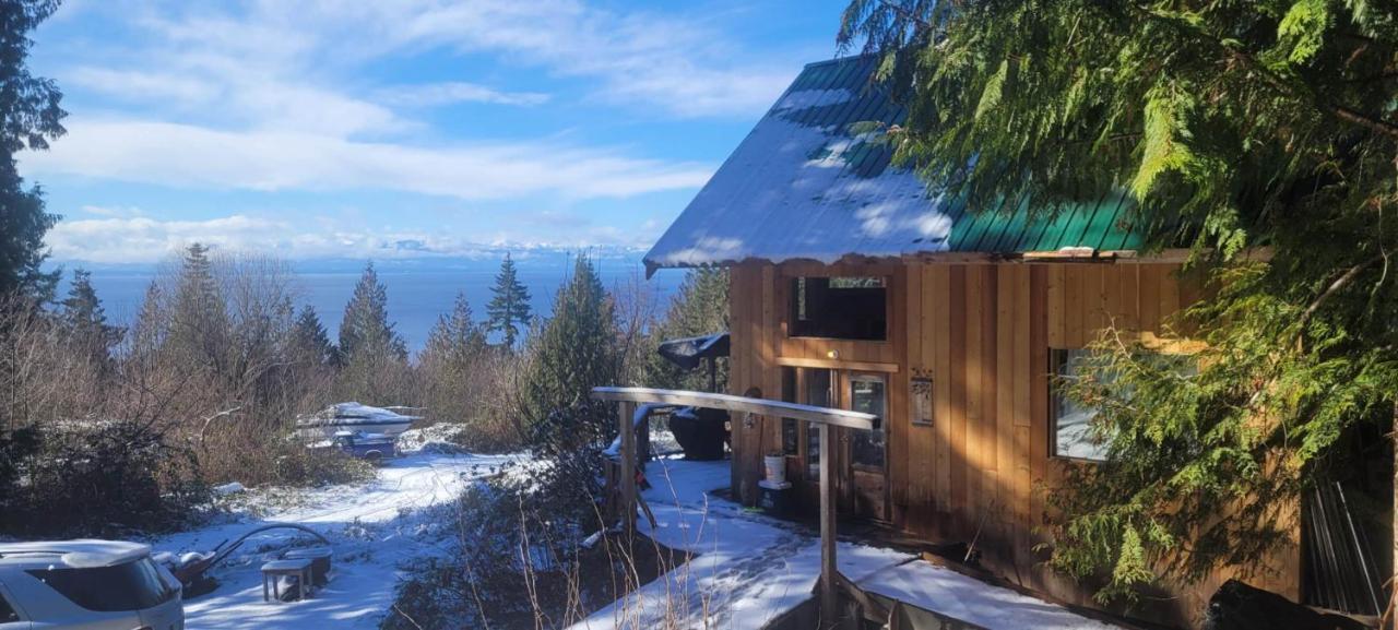 Ocean Views & Sunset Beach Cabin With Soaker Tub & Fire Pit Villa Powell River Eksteriør billede