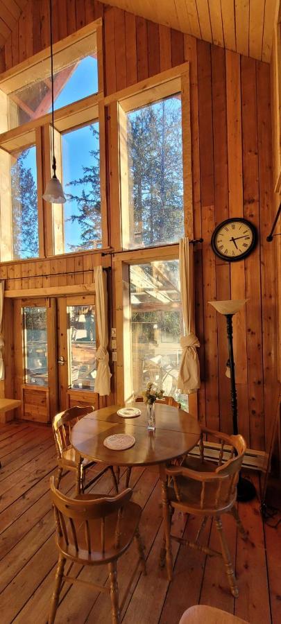 Ocean Views & Sunset Beach Cabin With Soaker Tub & Fire Pit Villa Powell River Eksteriør billede