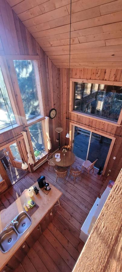 Ocean Views & Sunset Beach Cabin With Soaker Tub & Fire Pit Villa Powell River Eksteriør billede