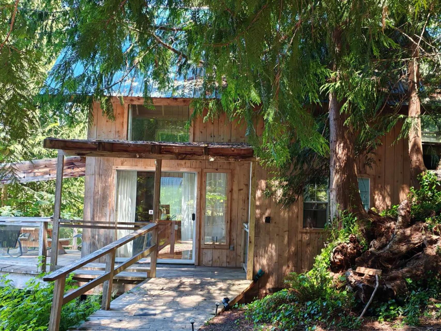 Ocean Views & Sunset Beach Cabin With Soaker Tub & Fire Pit Villa Powell River Eksteriør billede